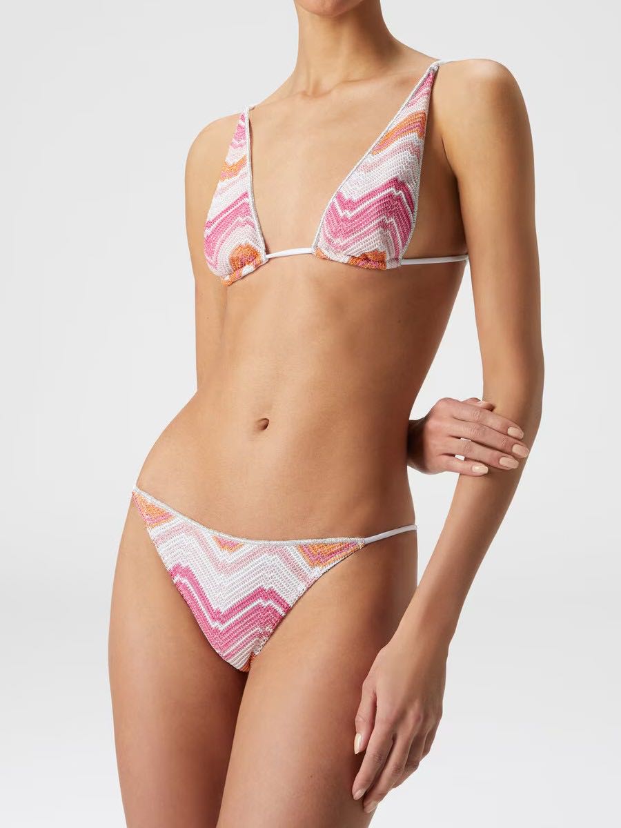 Bikini triangle