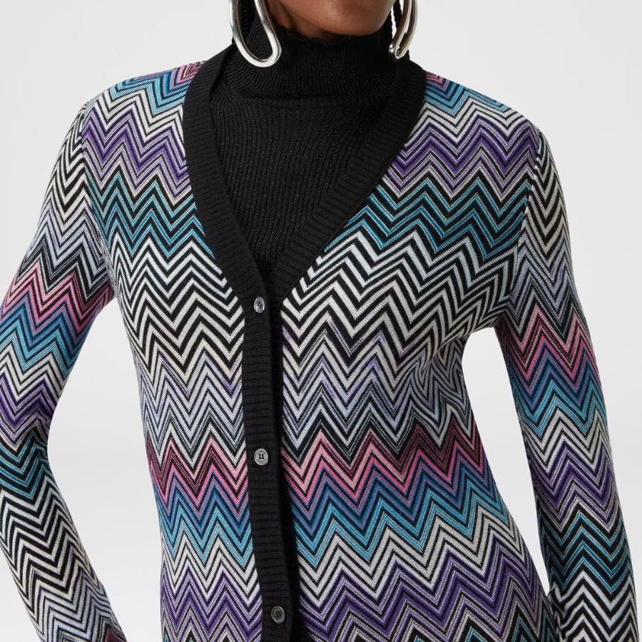 Long cardigan/dress with zigzag pattern