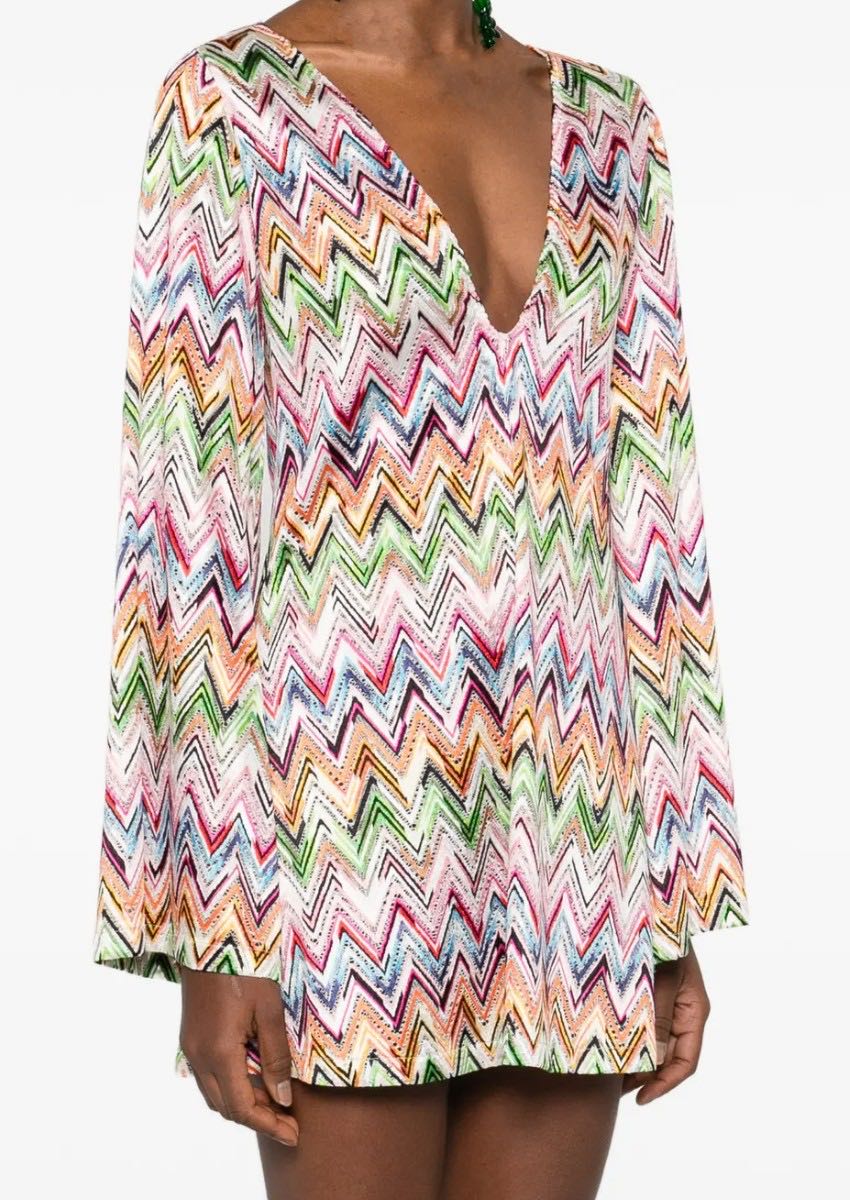 Short Dress With Zigzag Motif