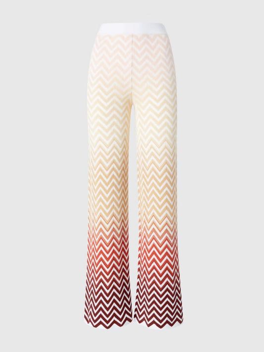 Trousers with zigzag patern
