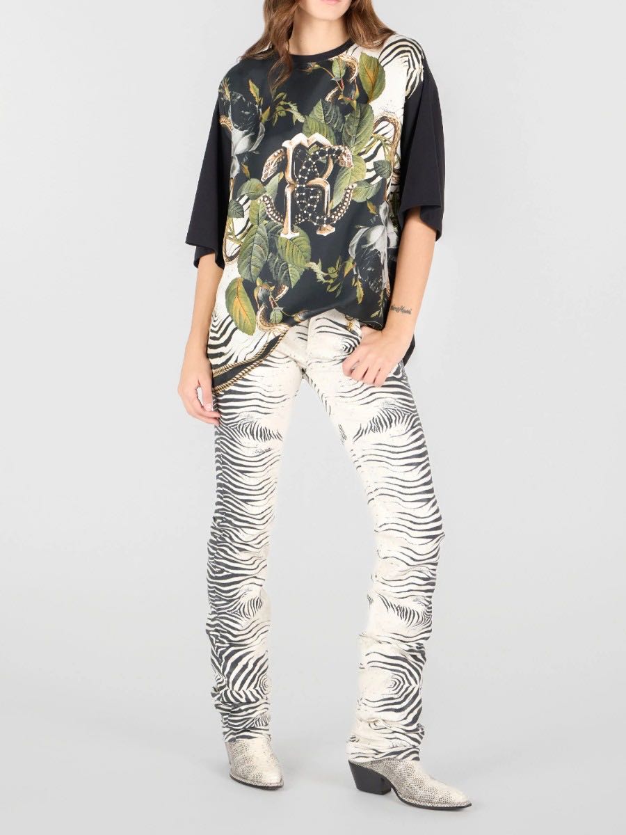 Oversize tshirt with animal print