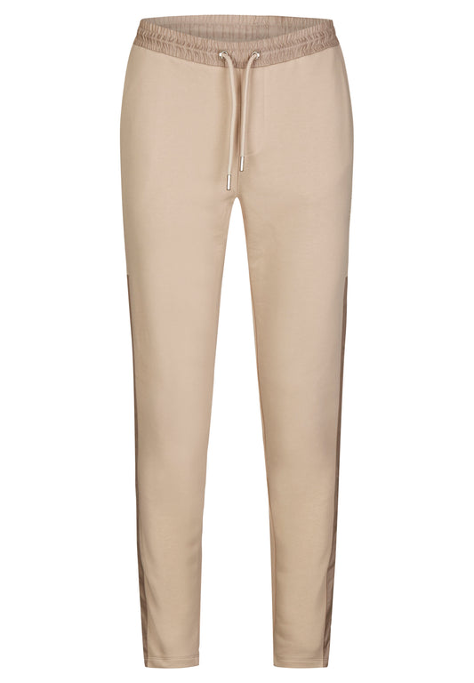 Beige tracksuit with pockets